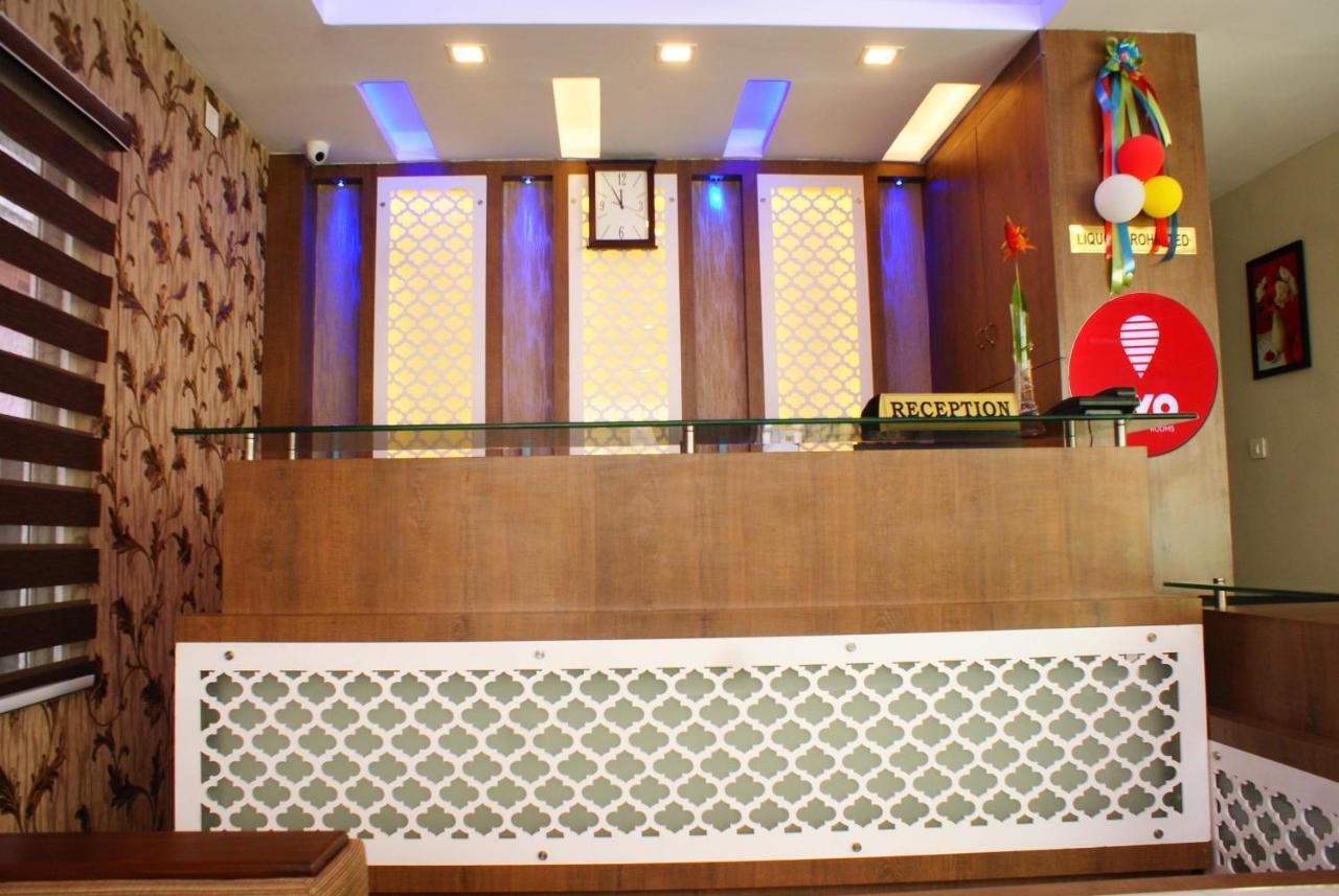 Collection O 8267 Galaxy Inn Kochi Extérieur photo